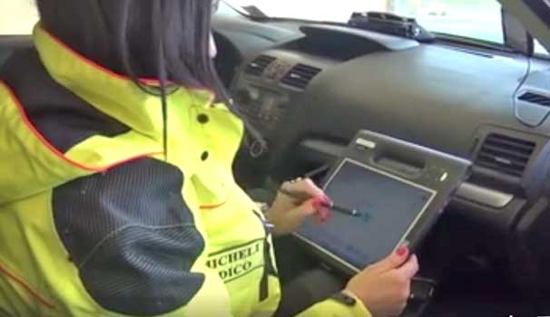 I tablet multifunzionali sui mezzi di soccorso del 118 di Empoli